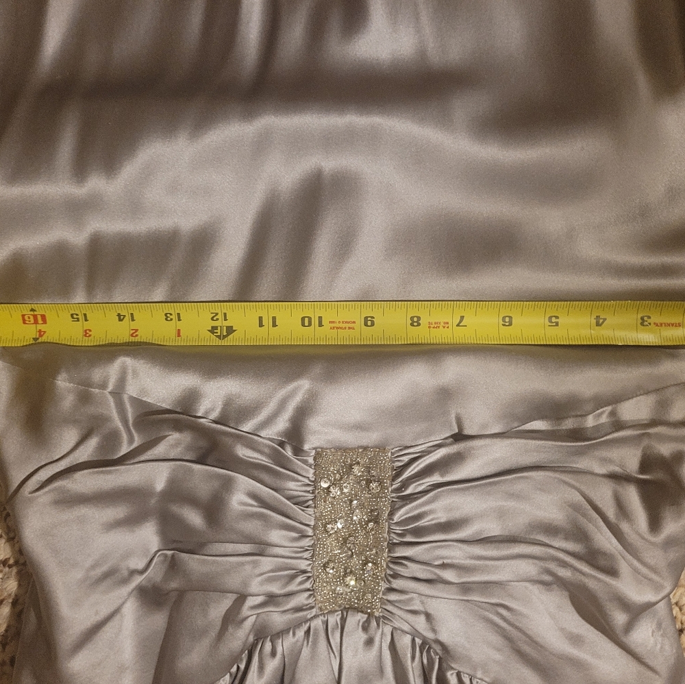 Dress - Picture 7 of 10